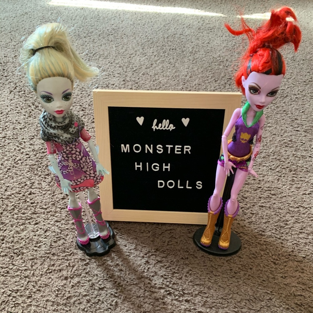 Monster high dolls